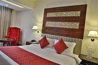 פנצ'קולה Clarion Inn Sevilla מראה חיצוני תמונה